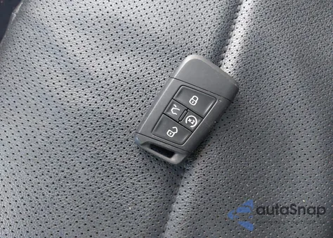 2022 Volkswagen Tiguan 2.0T Sel R-Line from USA, damaged, VIN 3VV4B7AX2NM068144